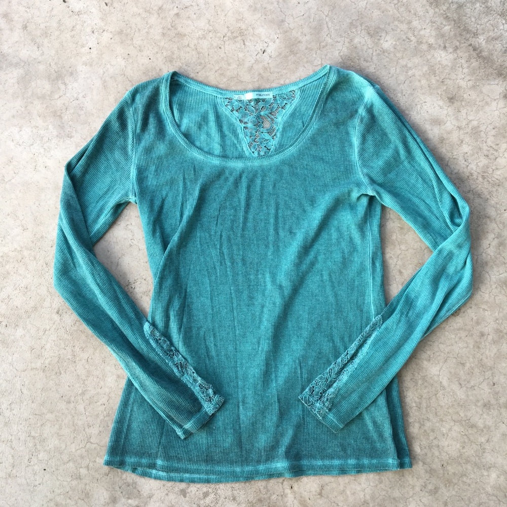 Maurice’s Lace Thermal Light Green Henley Large - Picture 2 of 6